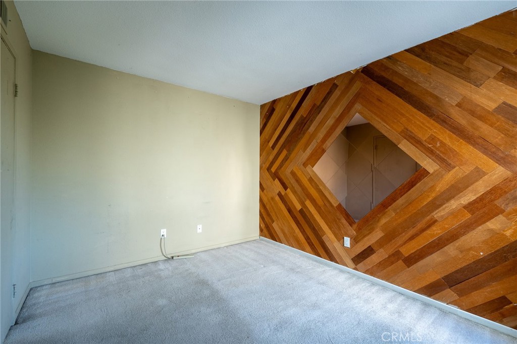 MLS #WS25274702 image #16