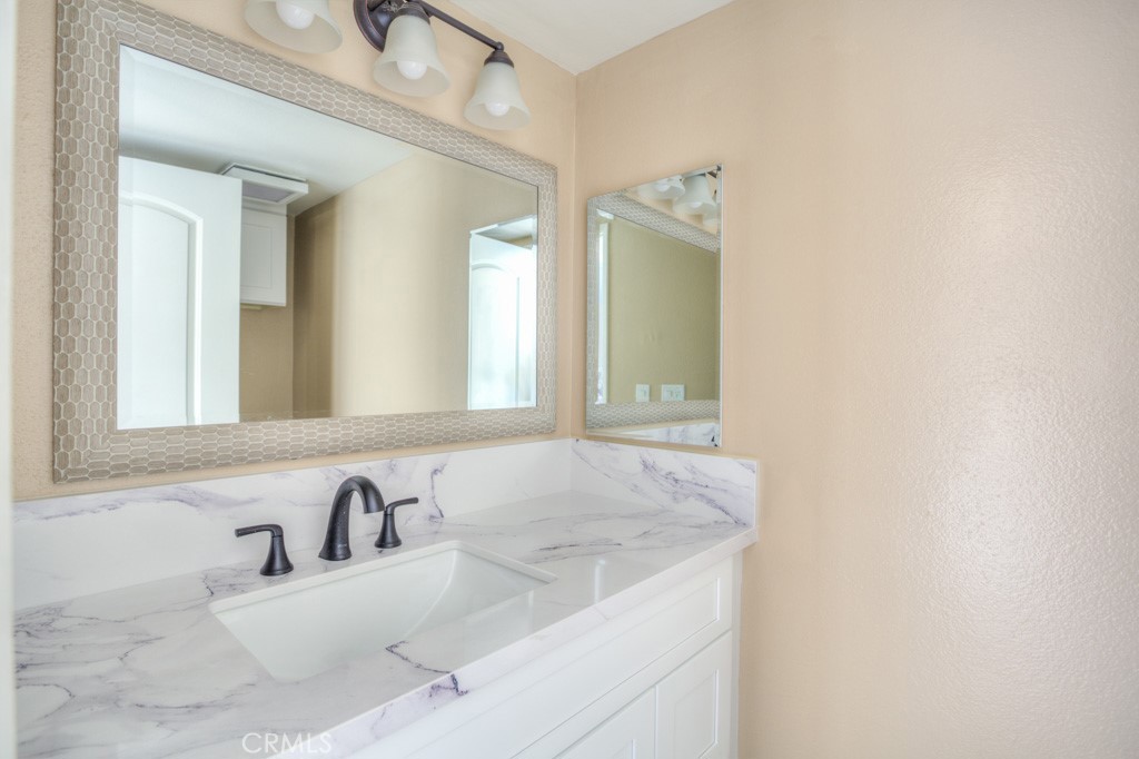 MLS #WS25274812 image #20