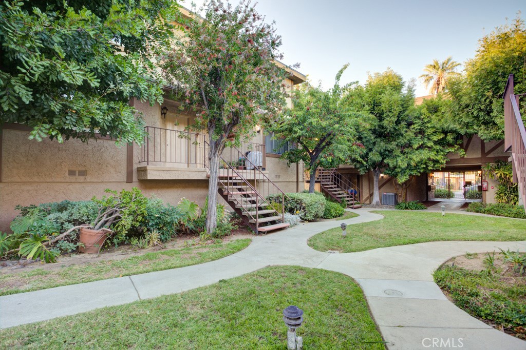 MLS #WS25274812 image #34