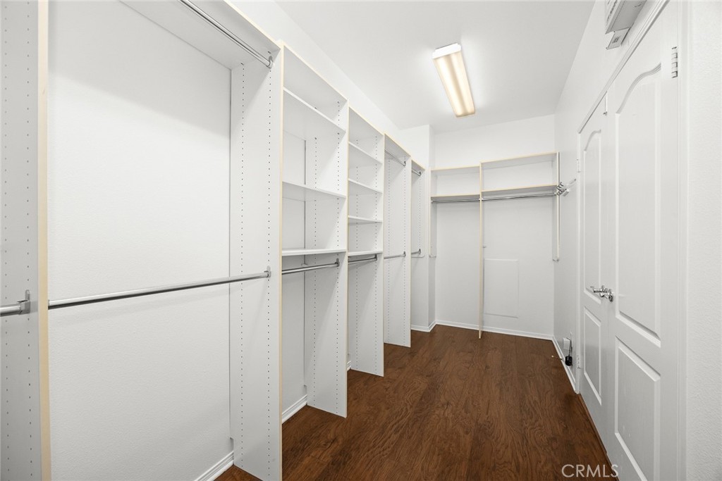 MLS #WS25274833 image #20