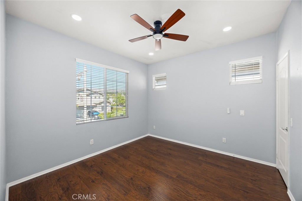 MLS #WS25274833 image #24