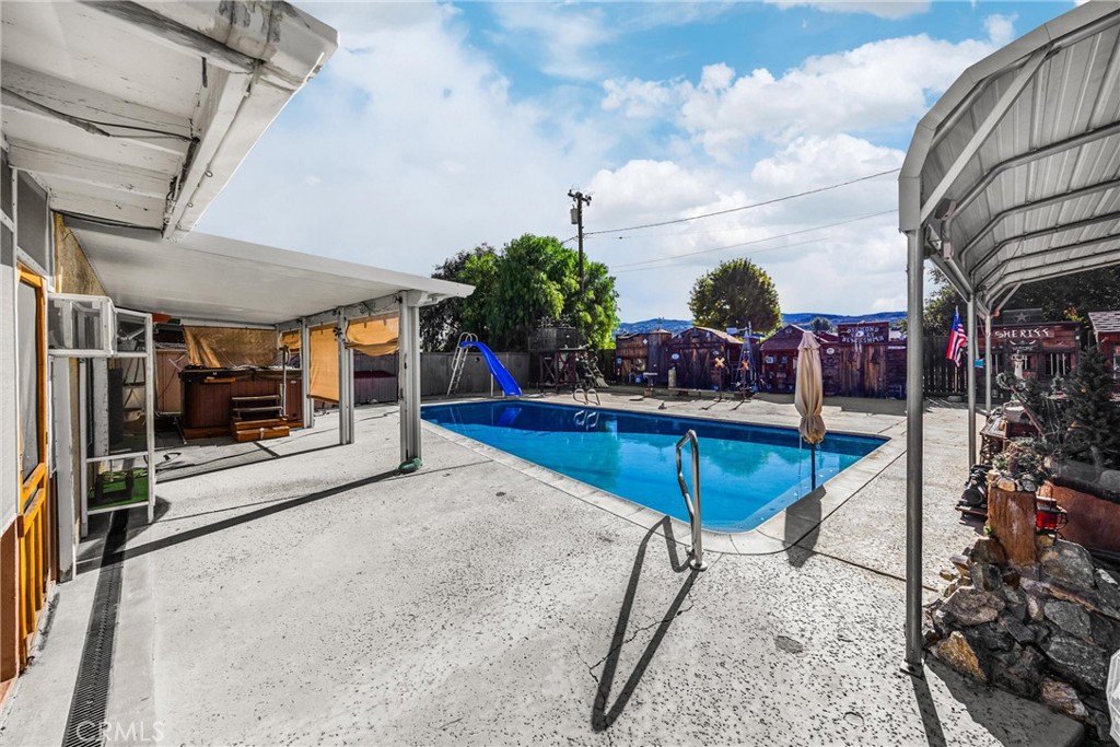 MLS #WS25274857 image #16