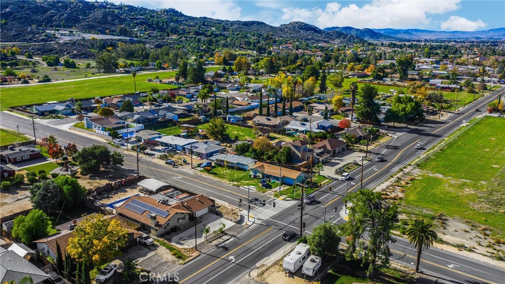 MLS #WS25274857 image #23