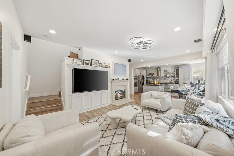 MLS #WS25274973 image #13