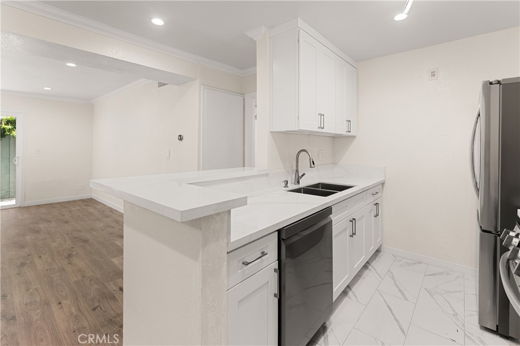 MLS #WS25275087 image #19