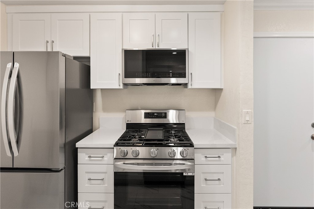 MLS #WS25275087 image #21