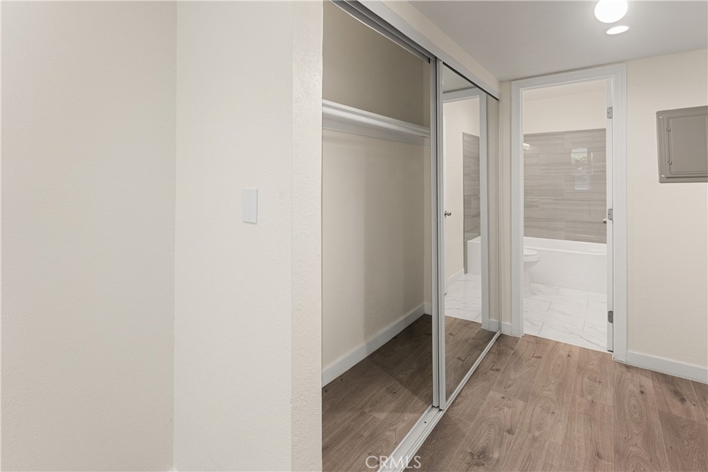 MLS #WS25275087 image #28