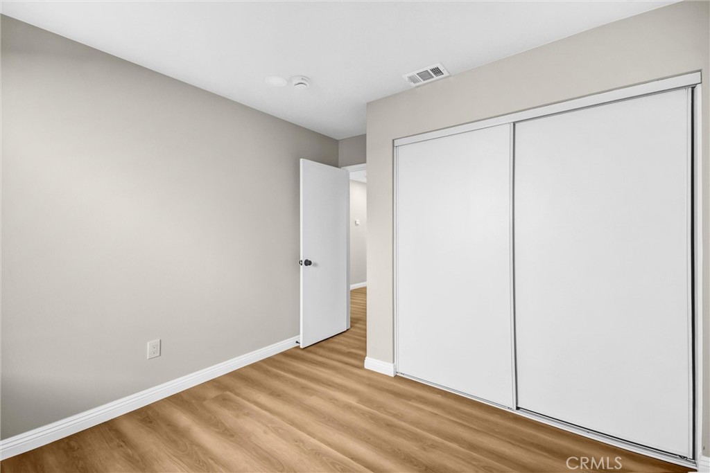 MLS #WS25275090 image #17