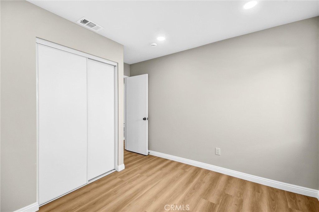 MLS #WS25275090 image #19