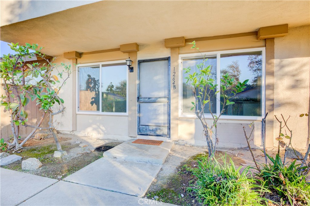 MLS #WS25275115 image #1