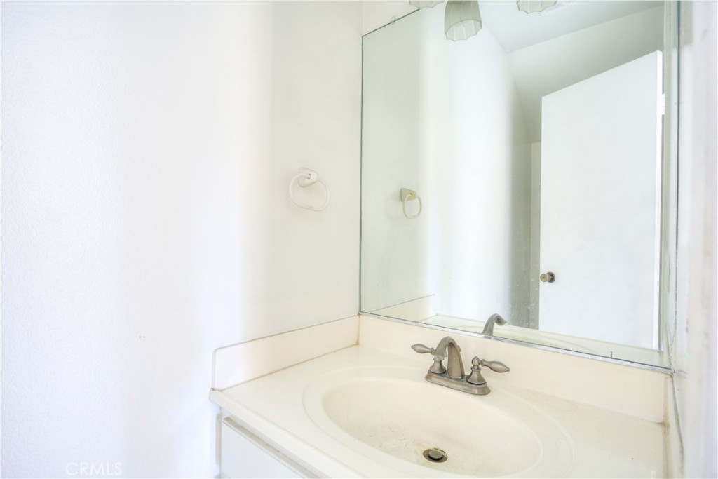 MLS #WS25275115 image #13