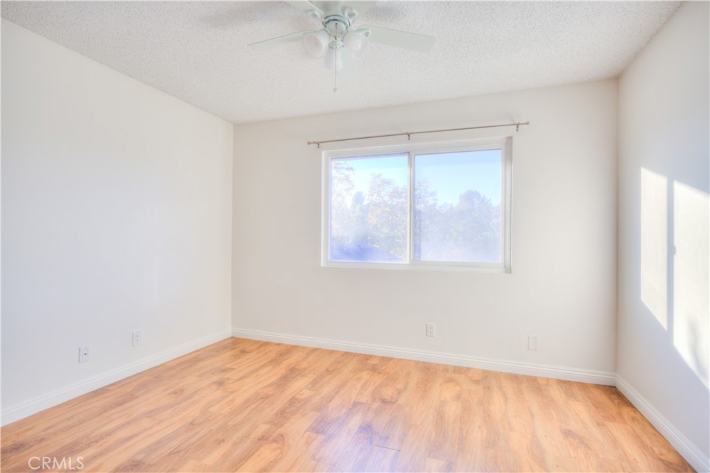 MLS #WS25275115 image #18