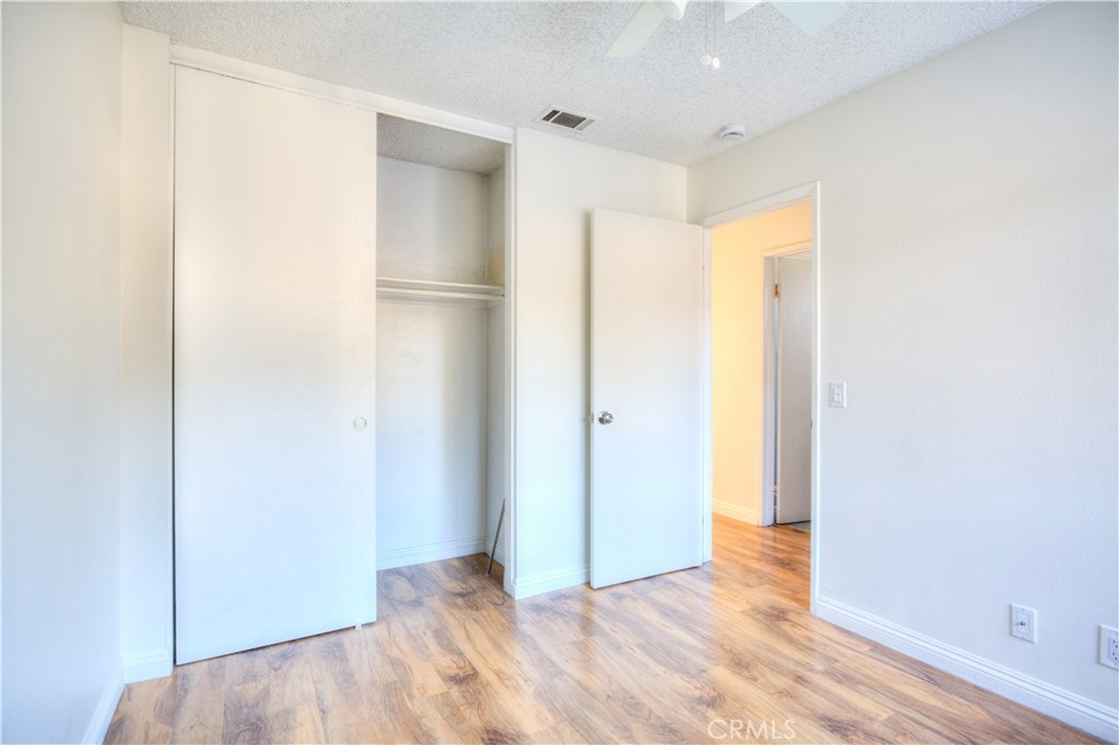 MLS #WS25275115 image #24