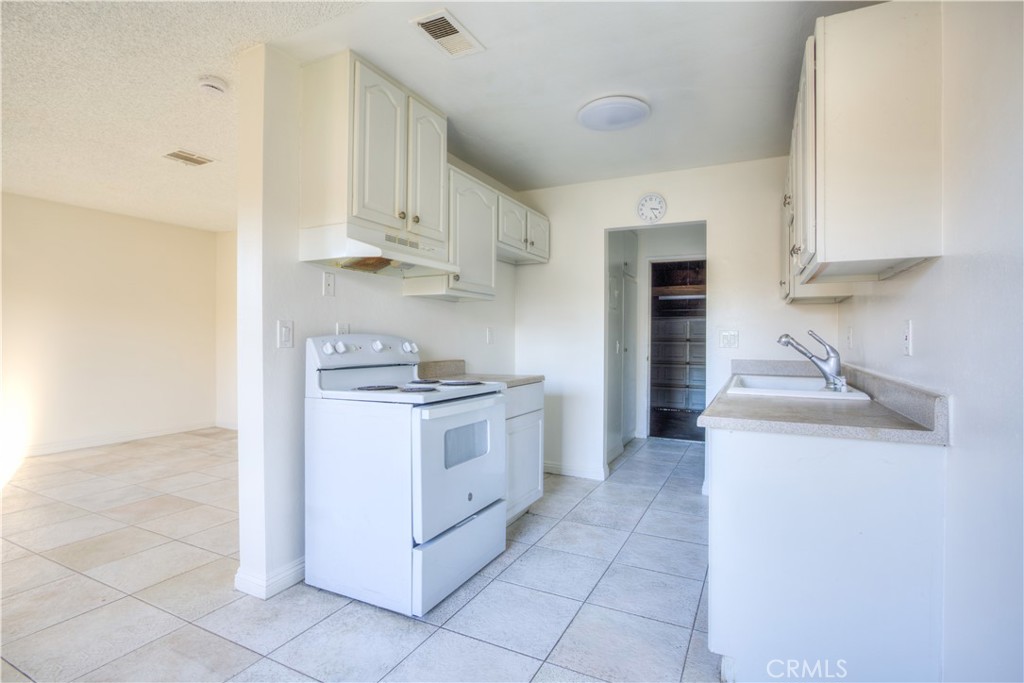 MLS #WS25275115 image #8