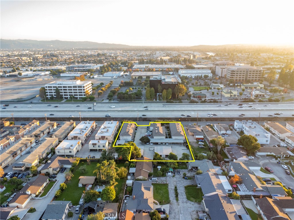 MLS #WS25275153 image #16