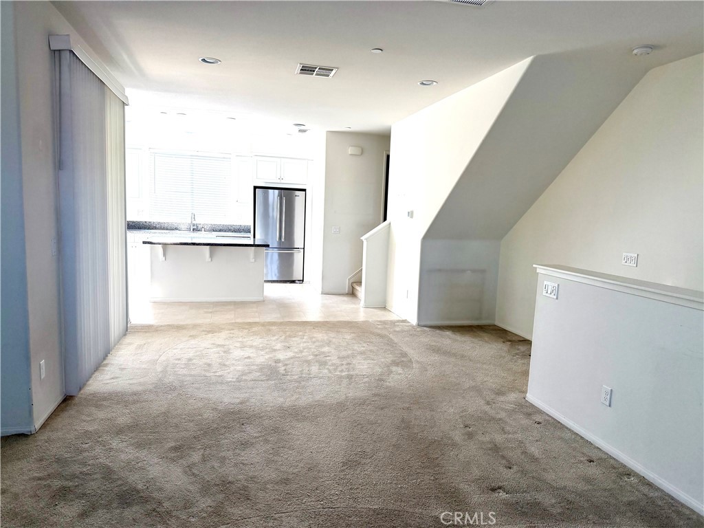 MLS #WS25275210 image #14