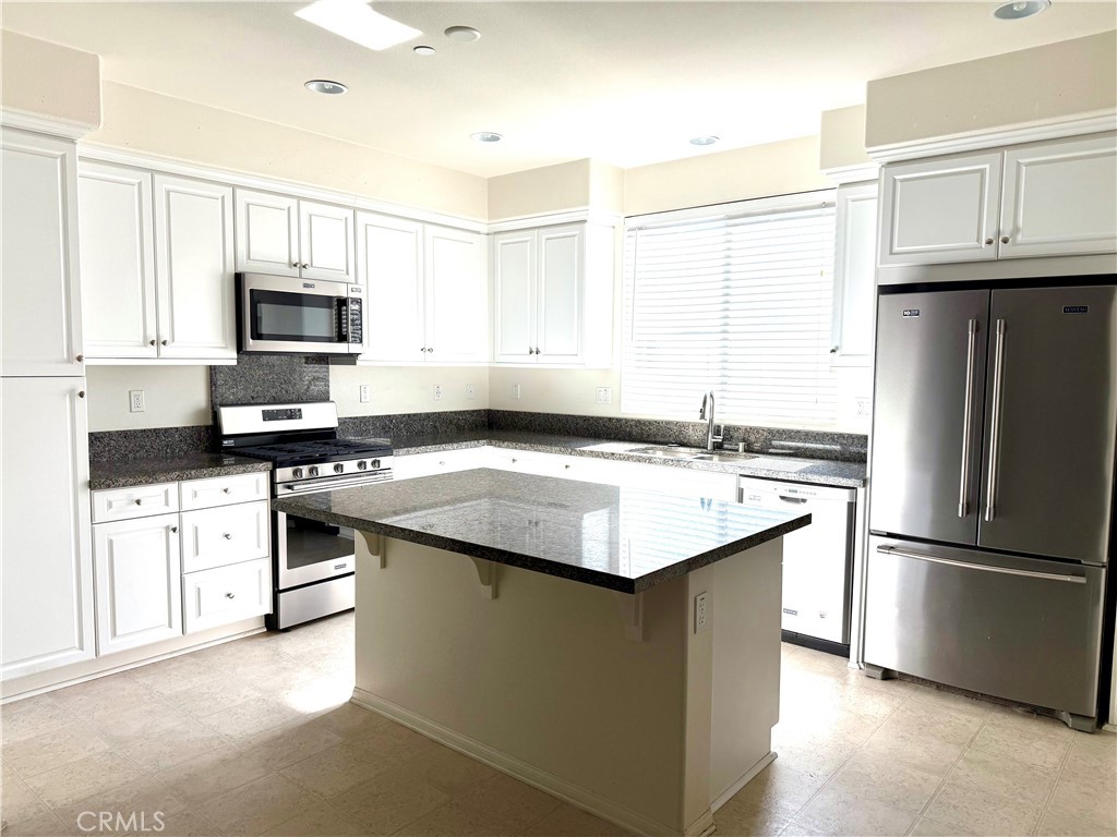 MLS #WS25275210 image #4