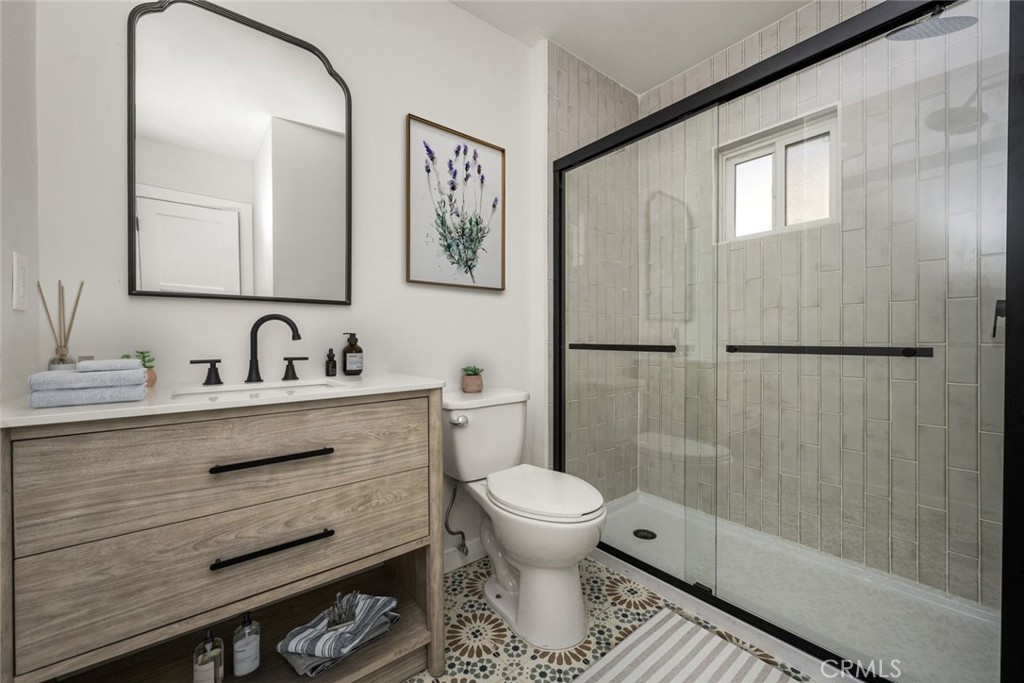 MLS #WS25275313 image #12