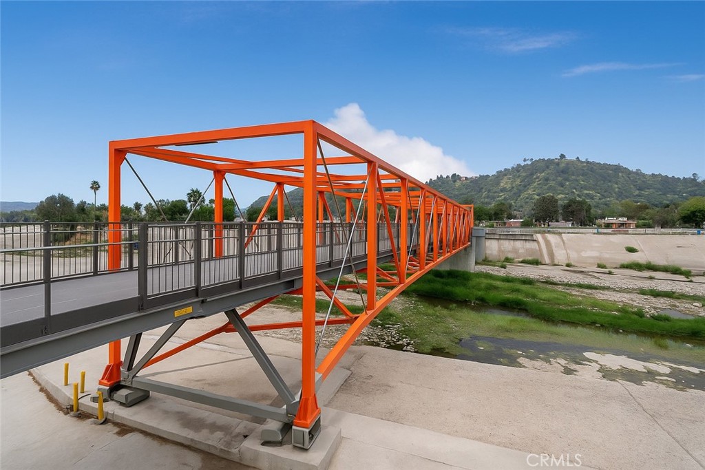 MLS #WS25275440 image #43