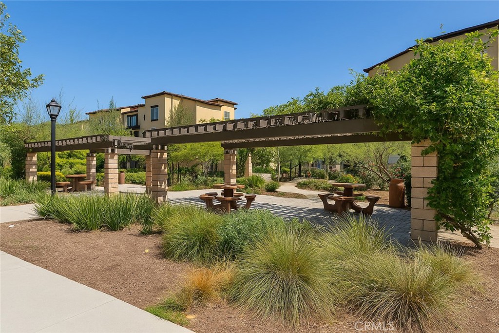 MLS #WS25275440 image #45