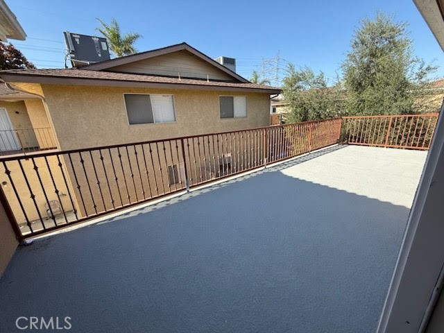 MLS #WS25275457 image #6