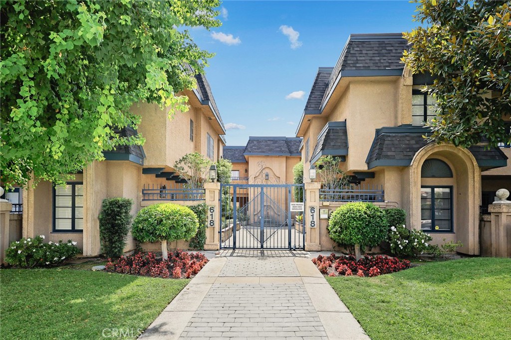 MLS #WS25275525 image #1