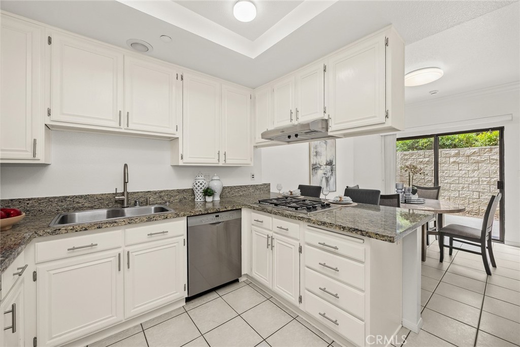 MLS #WS25275525 image #10