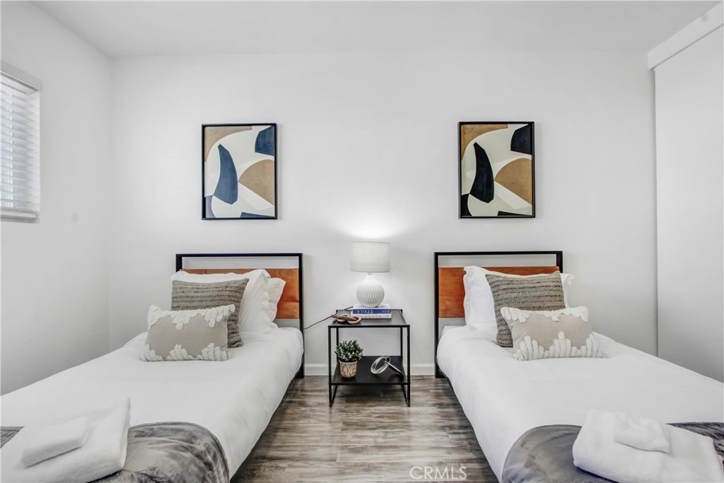 MLS #WS25275583 image #22