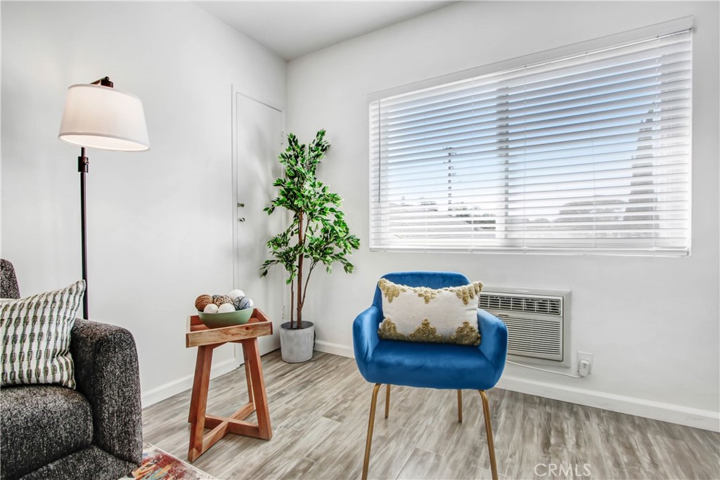 MLS #WS25275583 image #33