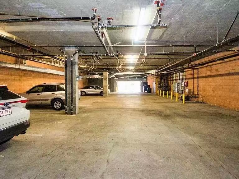 MLS #WS25275732 image #5