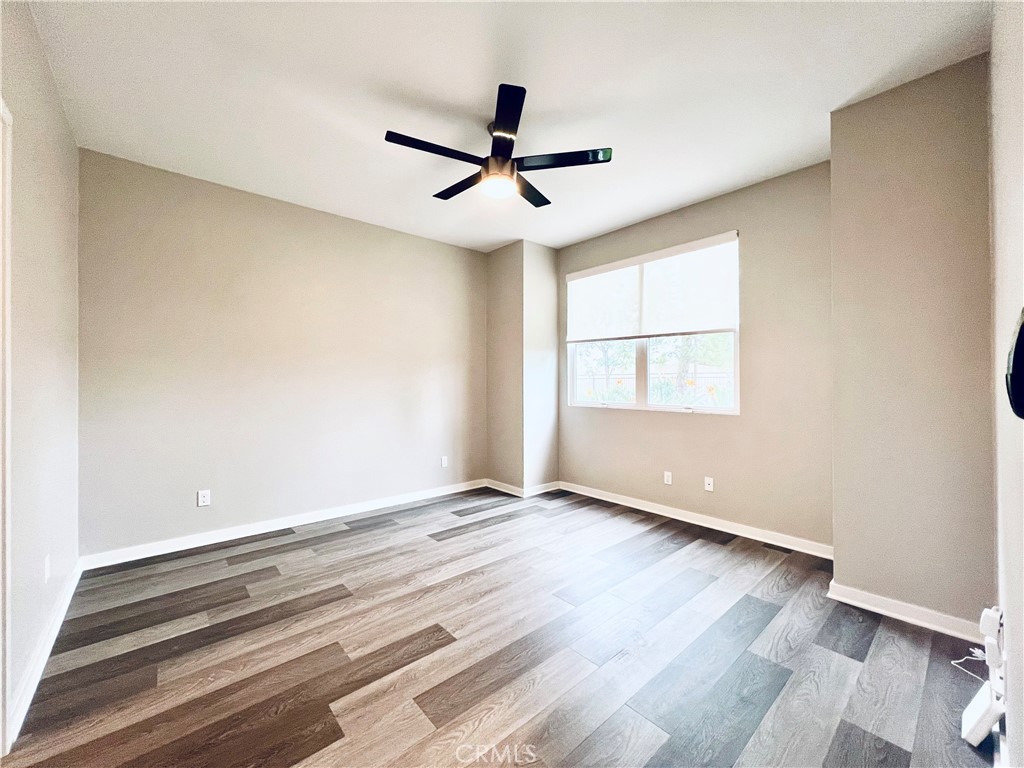 MLS #WS25275769 image #10