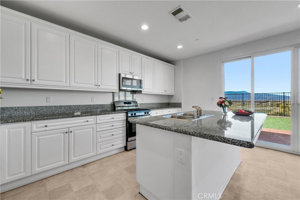 MLS #WS25275800 image #11