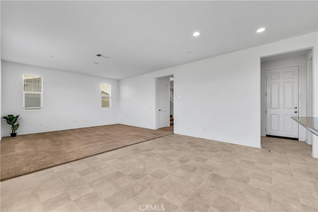 MLS #WS25275800 image #9