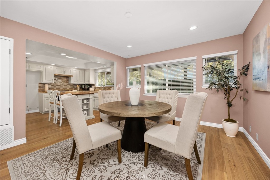 MLS #WS25275948 image #8