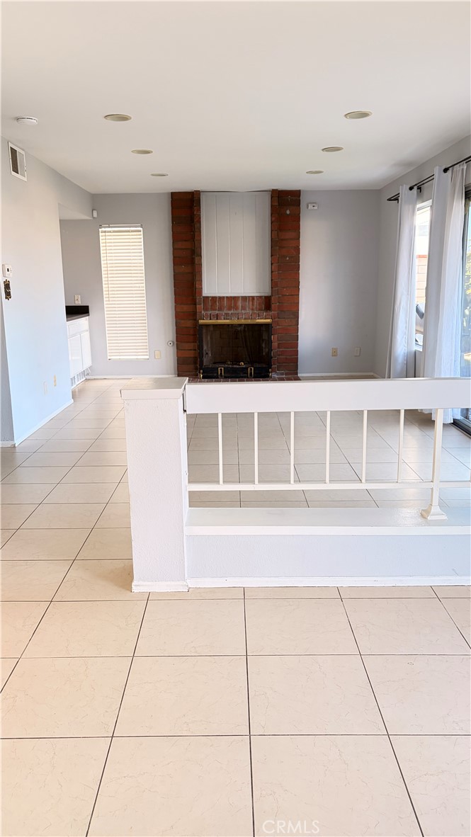 MLS #WS25275990 image #3