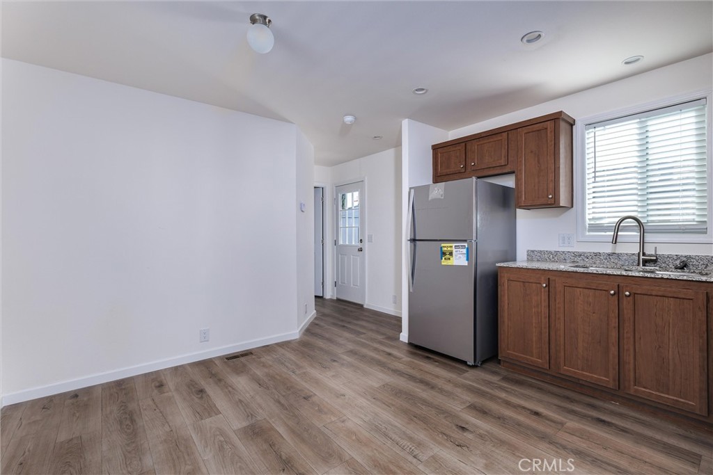 MLS #WS25276215 image #2