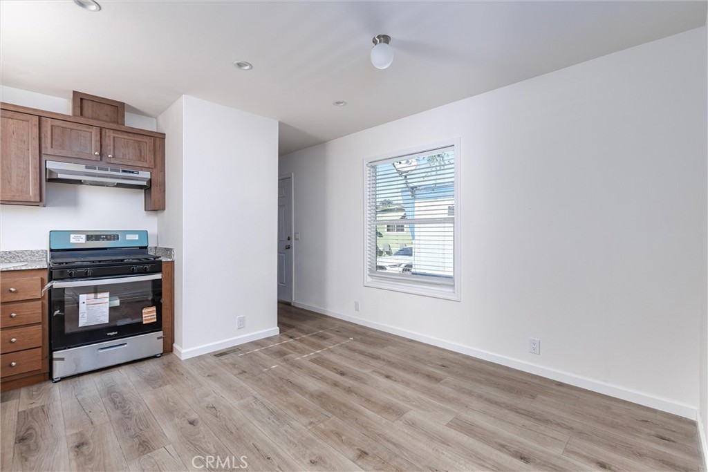 MLS #WS25276215 image #3