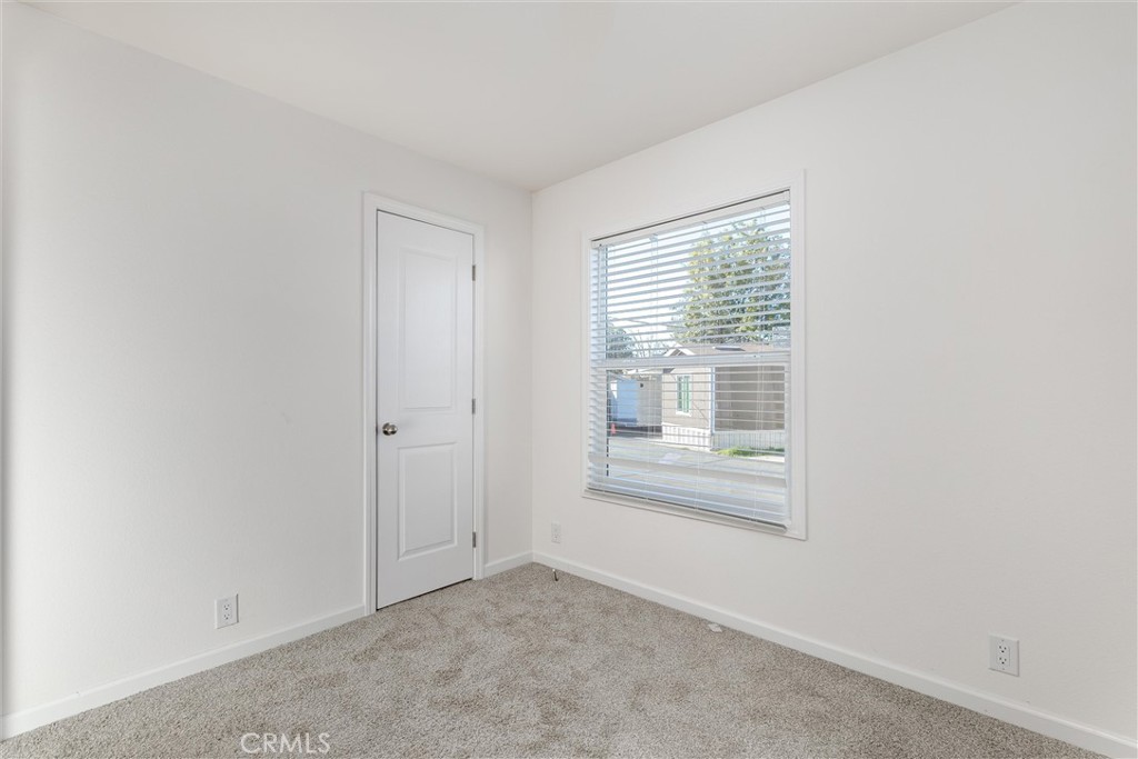 MLS #WS25276215 image #6