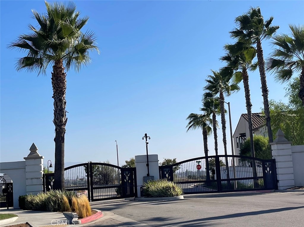 MLS #WS25276419 image #5