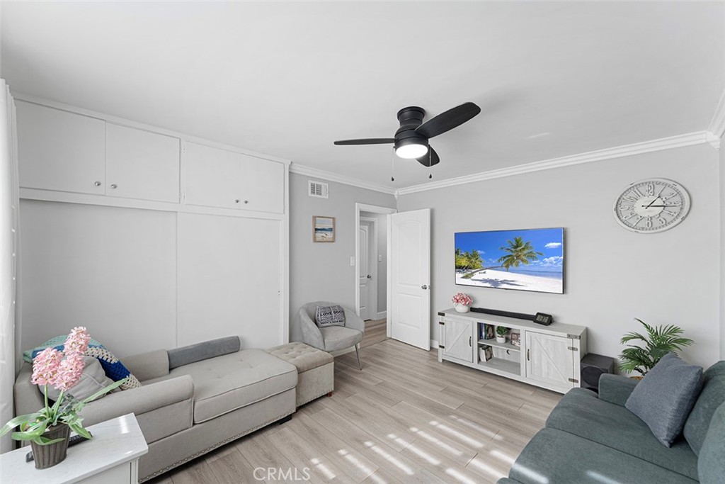 MLS #WS25276476 image #18