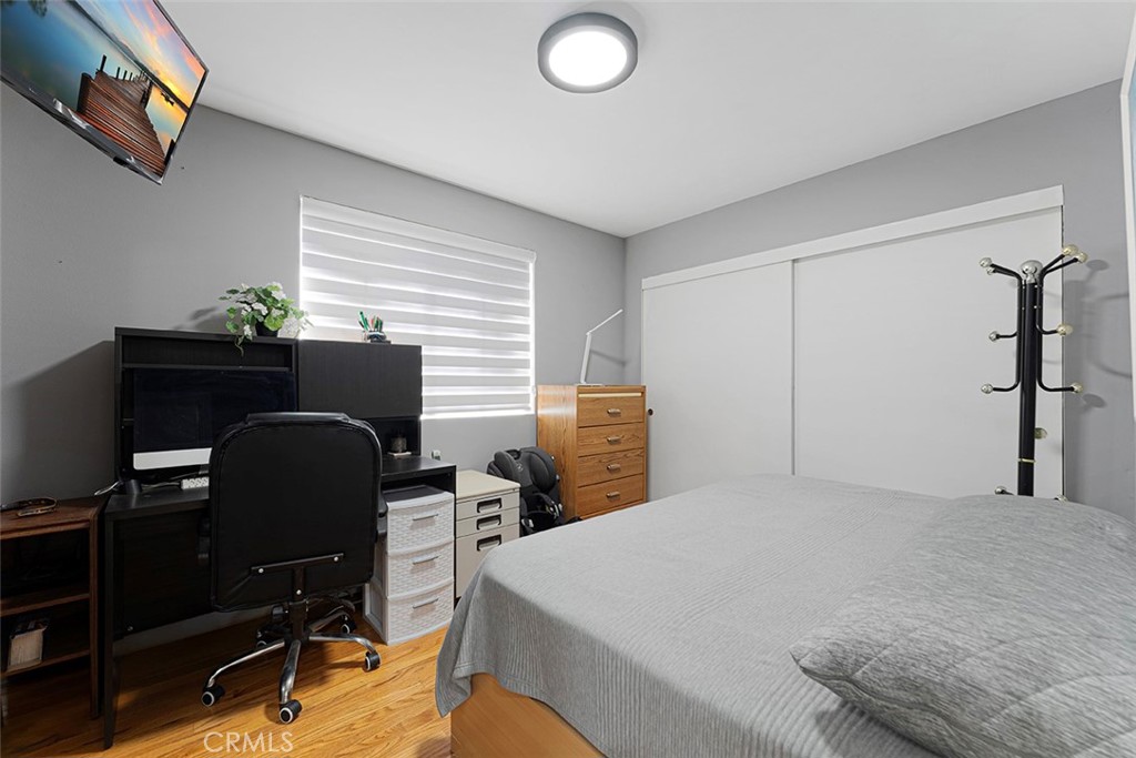 MLS #WS25276476 image #19