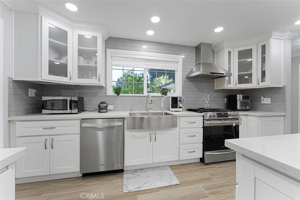 MLS #WS25276476 image #6