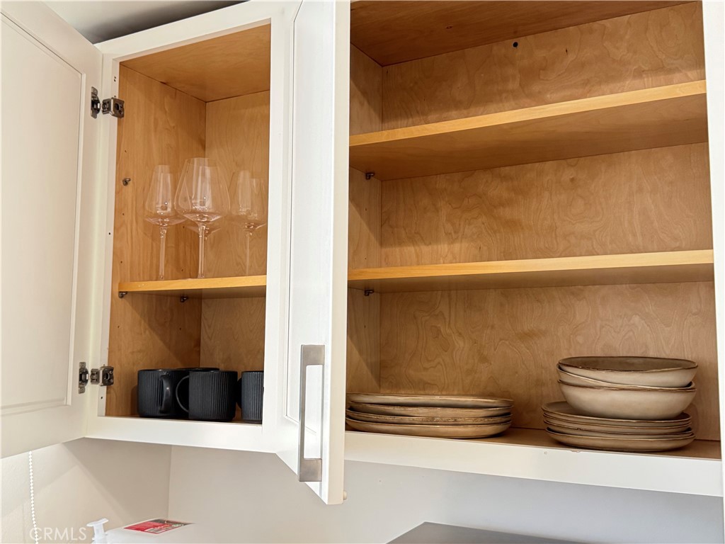 MLS #WS25276528 image #8