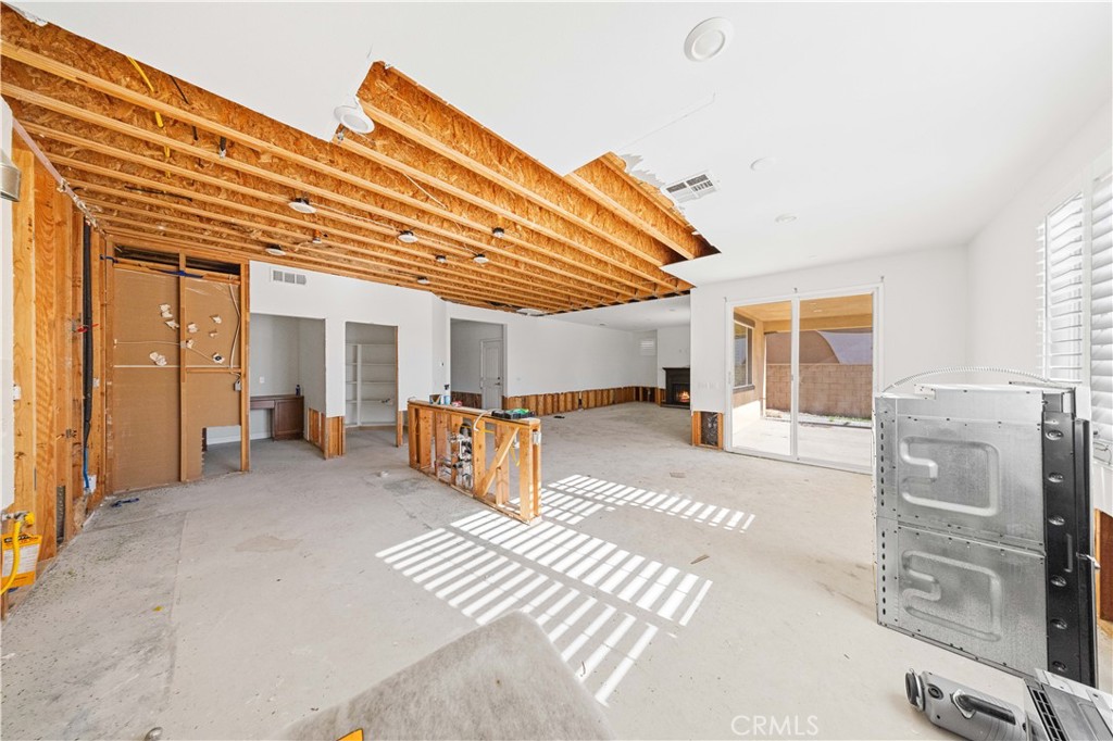 MLS #WS25276557 image #28