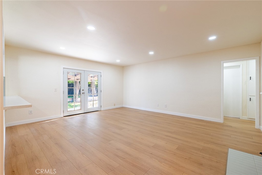 MLS #WS25276659 image #1