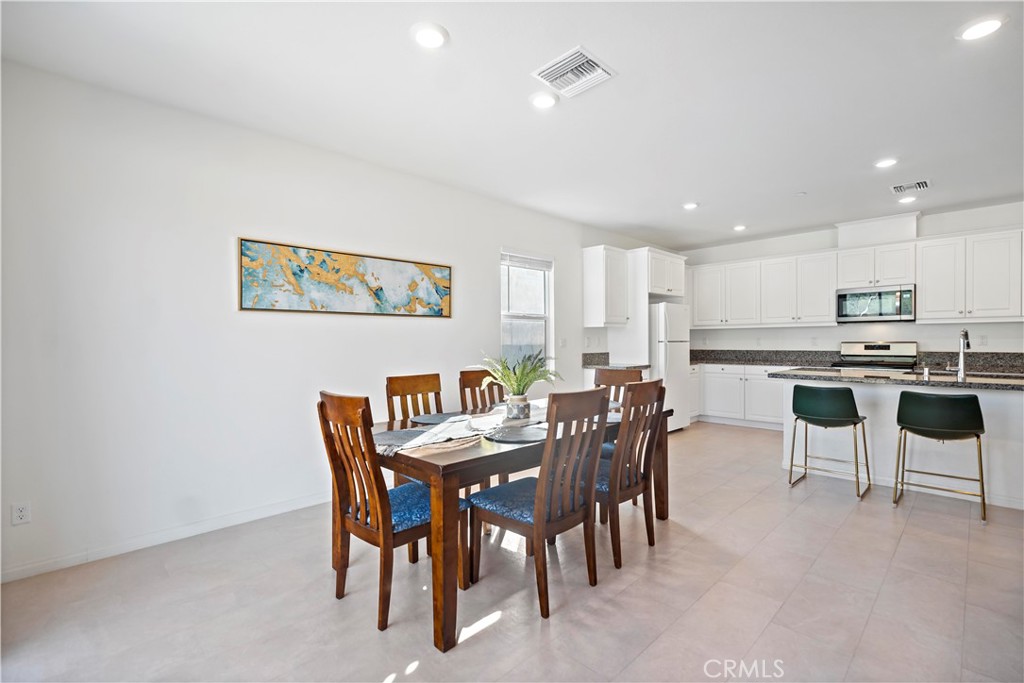 MLS #WS25276718 image #17