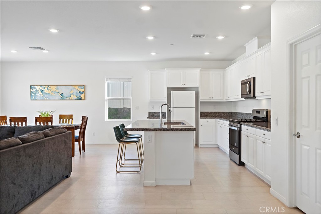 MLS #WS25276718 image #19