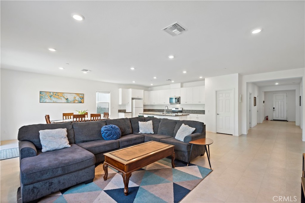 MLS #WS25276718 image #20