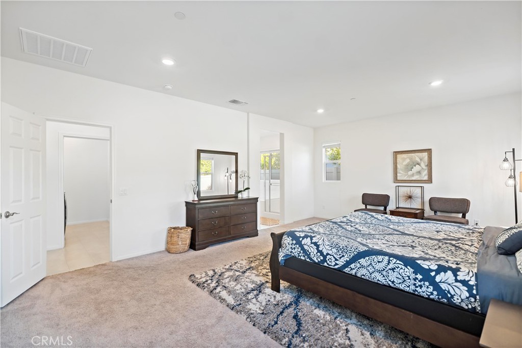 MLS #WS25276718 image #22