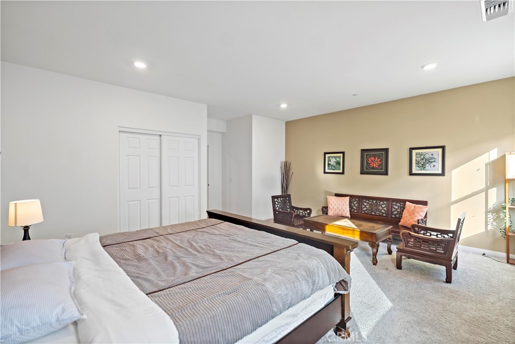 MLS #WS25276718 image #31